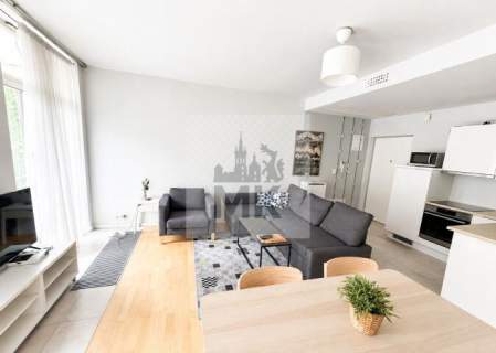 46m2 z dużym balkonem w apartamentowcu na Starym Mieście