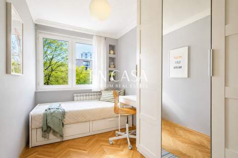 57 m 4 pokoje balkon Wola