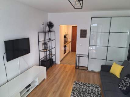 For Rent Now, zadbane i nowe mieszkanko jednopokojowe z balkonem