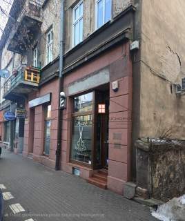 Przemyśl, lokal użytkowy z wejściem z chodnika