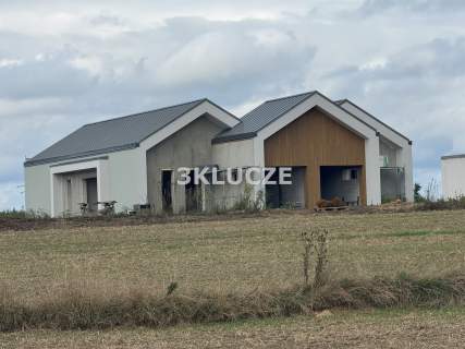 Dom parterowy nr 1A Konopnica / Lipniak