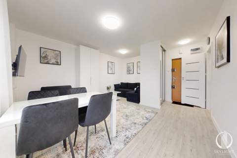Studio Sienna Metro