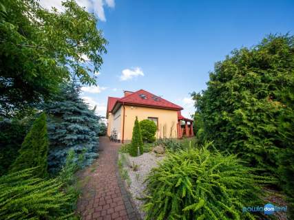 Dom 188 m po remoncie 5 pokoi duży taras bar