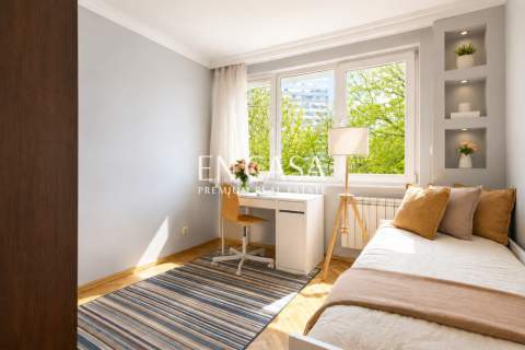 57 m 4 pokoje balkon Wola