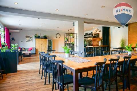 Dom 275m2 z usługowym parterem, Żyrardów