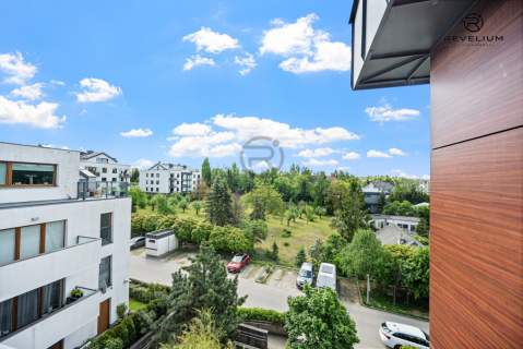 3 balkony 2 Msc. postojowe Oś. Myśliwska Park