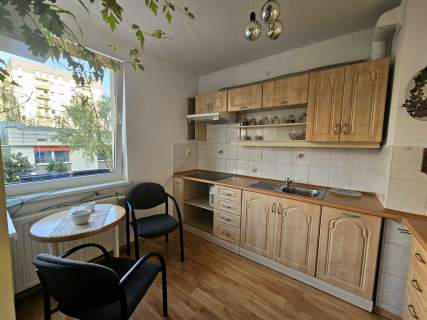 Kawalerka 33 m2, balkon 4m2, 1 piętro winda wolne