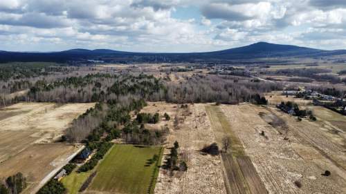 Działka budowlana Ciekoty 700 m2