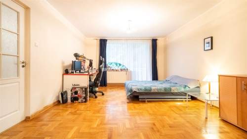 Dom z częścią usługową   Swoszowice, 11 arów