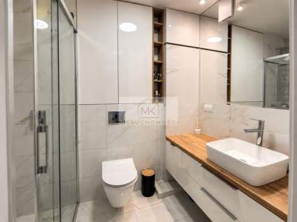 Mieszkanie 75m2 3 pokoje balkon klimatyzacja winda Brzeg,Jana...