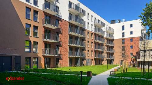Kawalerka 41 m z balkonem i 2 garderobami
