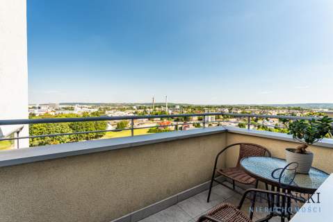 Przytulne Balkon Ostatnie piątro Zadbane
