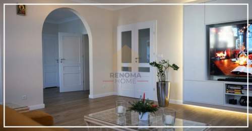 Apartament w centrum/garderoba/2 łazienki/1 piętro