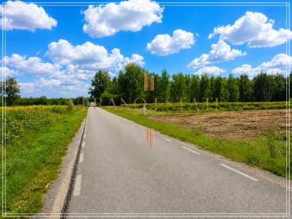 2,28 HA Z POTENCJAŁEM PODZIAŁU BLISKO S8