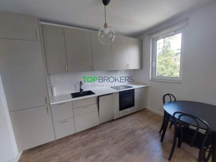 Przytulne 2 pokoje w zielonej okolicy, garaż