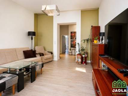 Dworcowa16 po remoncie balkon parking 63 m