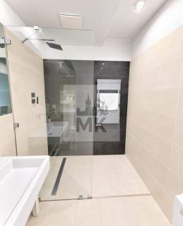 46m2 z dużym balkonem w apartamentowcu na Starym Mieście