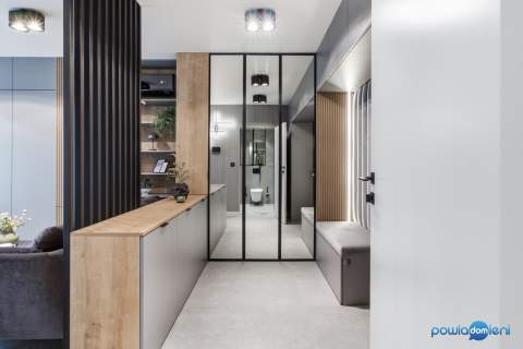 Nowoczesne mieszkanie z systemem smart home, gotowe do zamieszkania