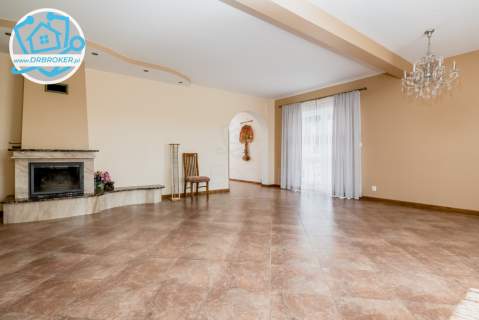 Dom 163 m , działka 0,5 ha, garaż 70 m - Podleńce