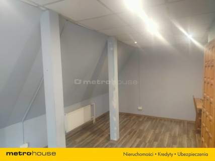Budynek 155 m na wynajem Laski