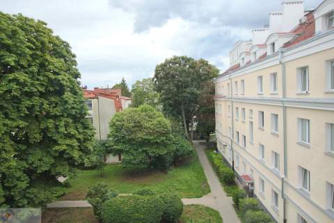 Racławicka27-ciche/zamknięty teren/parking