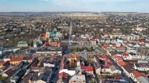 Nieruchomość komercyjna na sprzedaż, 350 m2, Miechów