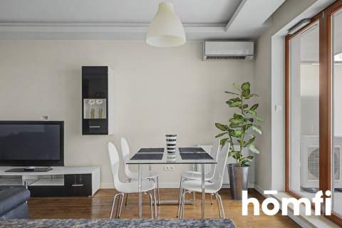 Wyjątkowy apartament na bliskiej Woli