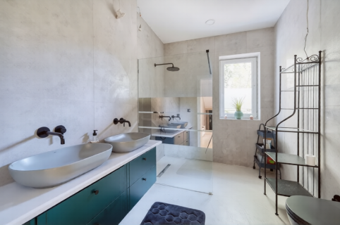 Dom 270m2 i Obiekt Usługowo-Medyczny 450m2 ul. Wycieczkowa
