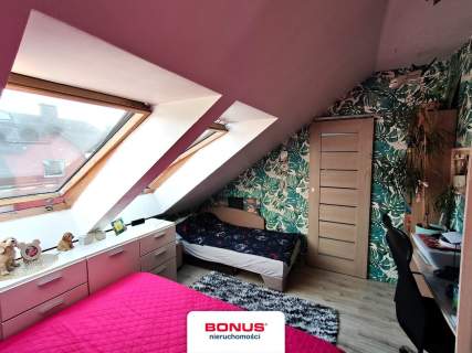 2 pokoje strych balkon zamknięte osiedle