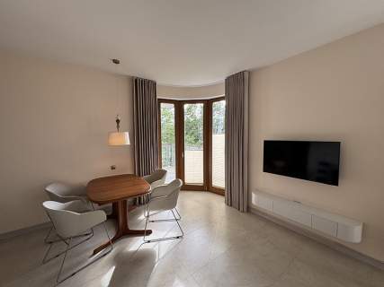 NADMORSKI DWOR-ELEGANCKI APARTAMENT-5 MIN OD PLAZY