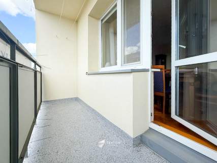 PIĄTKOWSKA 3POK USTAWNE ŁADNE BALKON WINDA CISZA