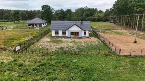 Nowy dom 180 m z garażem, pompą ciepła i działką 1106 m