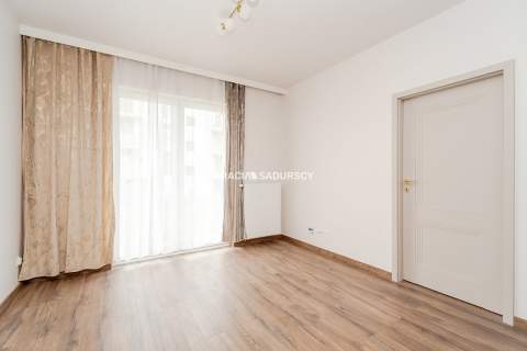 2 pokoje 33 m ogródek 22 m garaż
