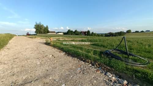 Działka 25 ara, gm. Iwanowice- Sieciechowice