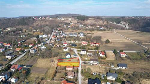 Działka z widokiem na Bramę Bolechowicką