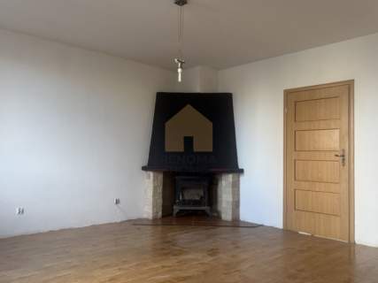 80m2 3 pokoje piwnica