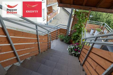 6 pokoi/klimatyzacja/fotowoltaika/112m2/Jasień