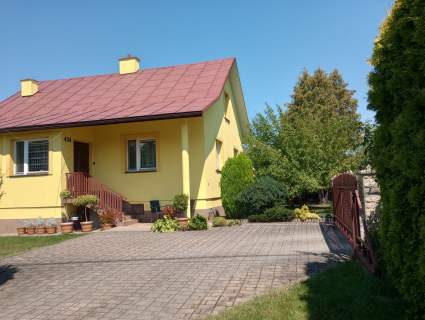 Dom z działką 16 ar część rekreacyjna i ogródek