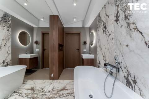 Dwupoziomowy apartament premium z widok na Wawel