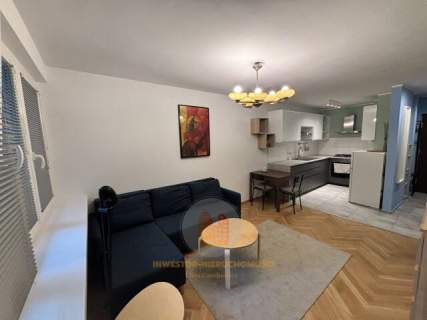 Słoneczne 2 pokoje balkon piwnica, przy Żelaznej