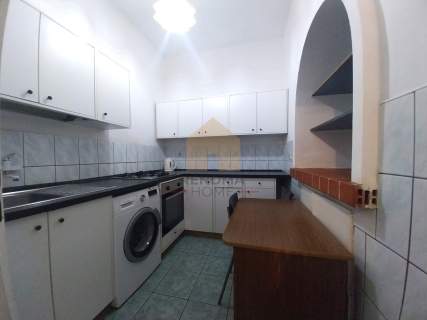 2 pokoje 80m2 z balkonem w kamienicy.