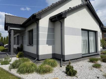 Ładny komfortowy Dom Parterowy 2 Garaże Monitoring sauna