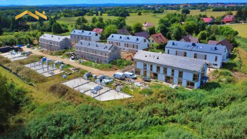 Dom z ogrodem 80,57 m 2 miejsca w cenie