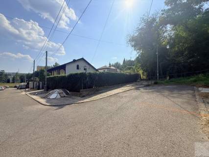 Dom z ogrodem i garażem w centrum Przemyśla