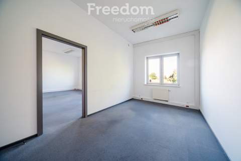 Lokal od 11-416 m2 z parkingiem i windą Piaseczno