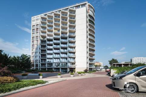 2pok 67m M 11 piętro z balkonem garażem Bronowice