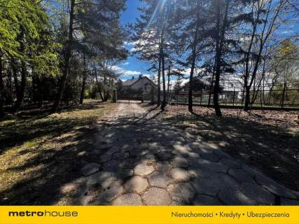 Hala z działką 10 700m2