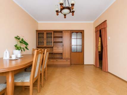 4 POKOJE 59M LOGGIA DWUSTRONNE BLISKO CENTRUM
