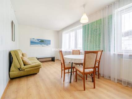 M 50M2 / 3 POKOJE / BALKON / GARAŻ / ZIELONO