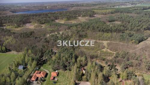 Działka 2100 m2 z domkiem letniskowym, Uciekajka
